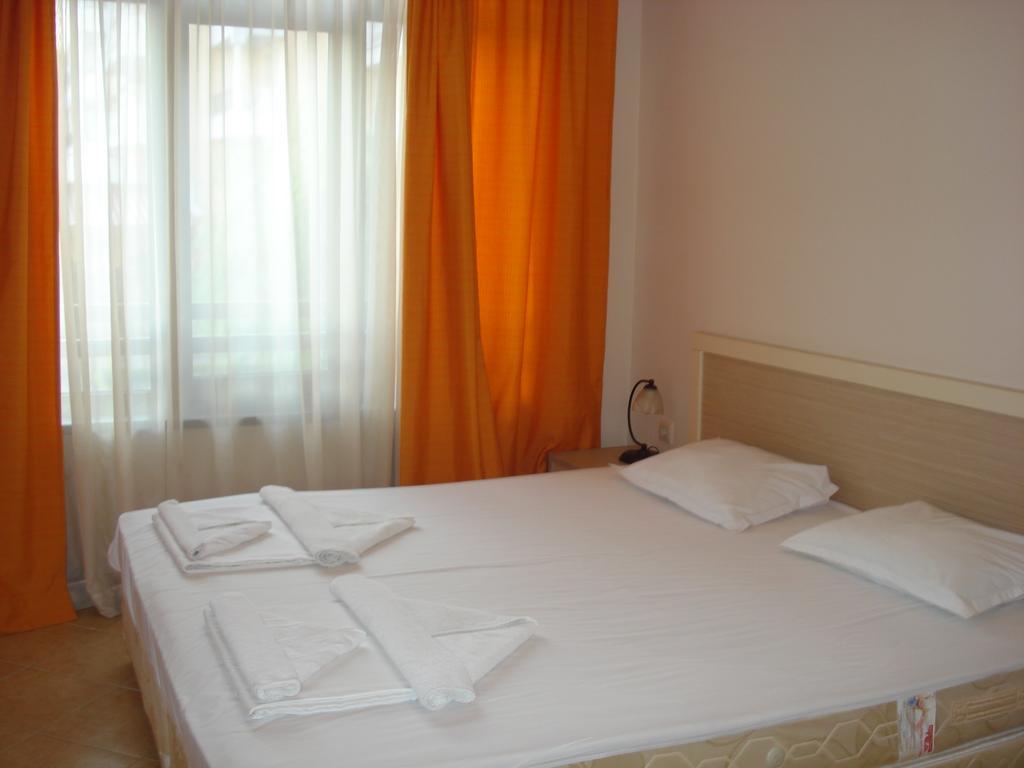 Royal Sun - Sunny Cove Apartment Sluneční pobřeží Exteriér fotografie