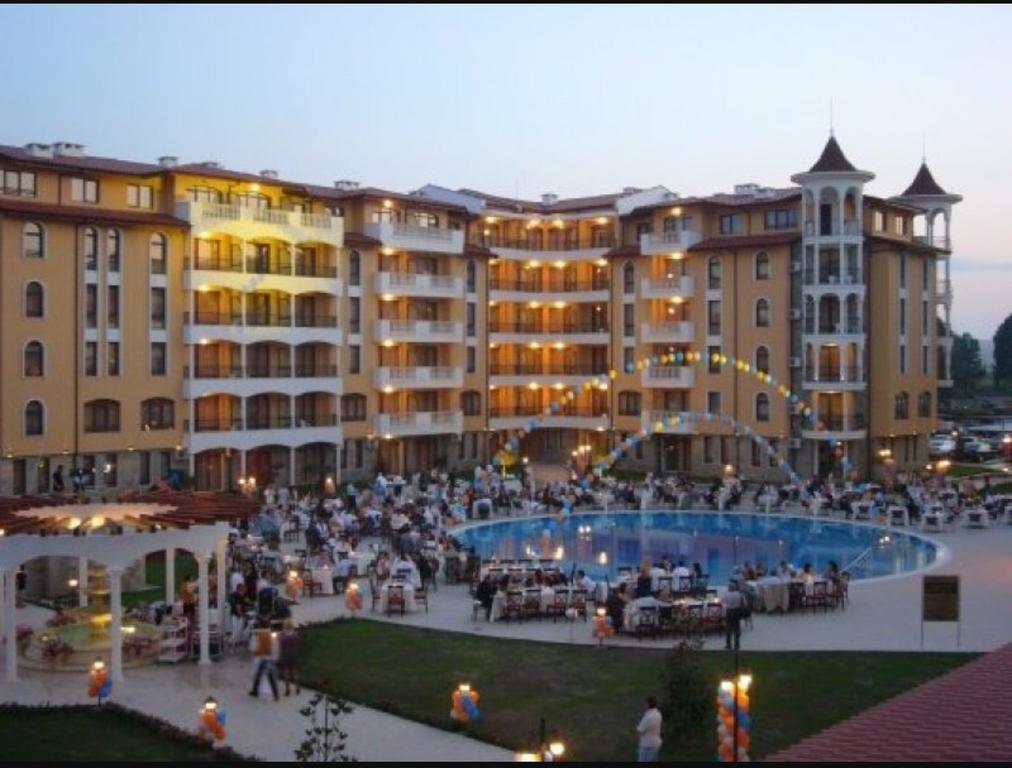 Royal Sun - Sunny Cove Apartment Sluneční pobřeží Exteriér fotografie